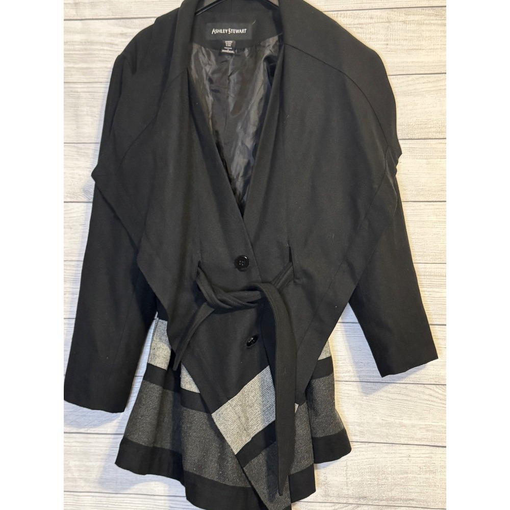 Ashley Stewart‎ Women's Black Belted Coat Size 1X Wide Lapel Gray Stripe Hem